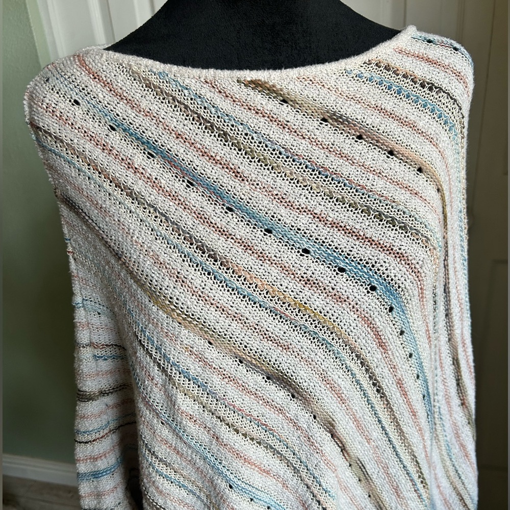 Peruvian Connection Sandía Poncho - Picture 2 of 6
